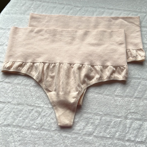 (2) Yummie Seamless Shaping High Waist Thong - Picture 10 of 11